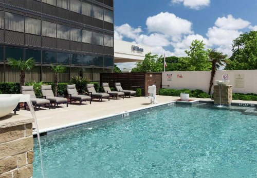 Hilton Waco - image 22