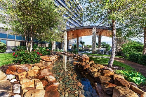 Hilton Waco - image 9