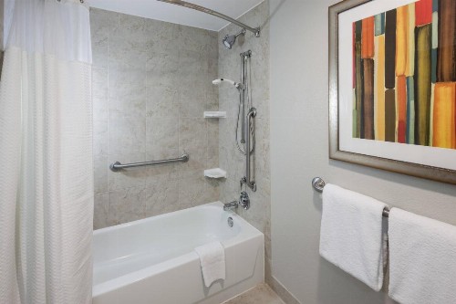 Courtyard by Marriott Waco - image 13