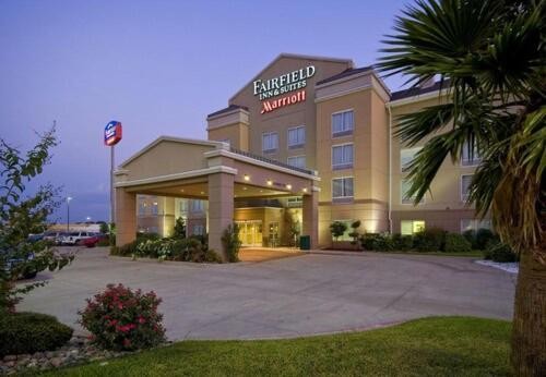 Fairfield Inn & Suites by Marriott Waco North - image 14