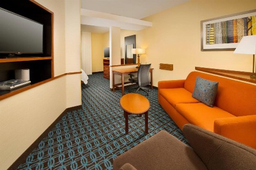 Fairfield Inn & Suites by Marriott Waco North - image 22