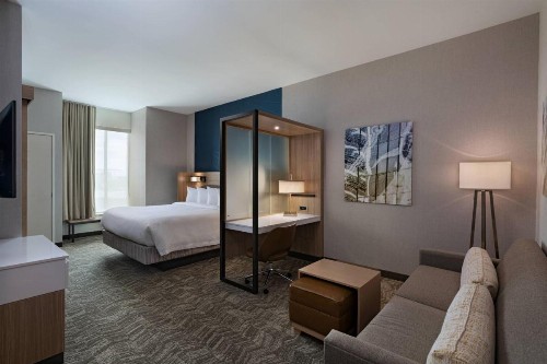 SpringHill Suites Waco - image 6