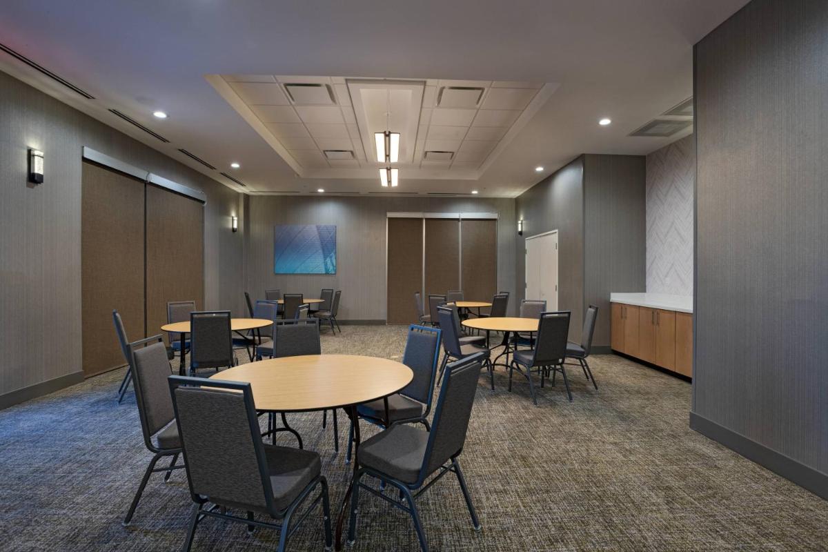 SpringHill Suites Waco - image 7