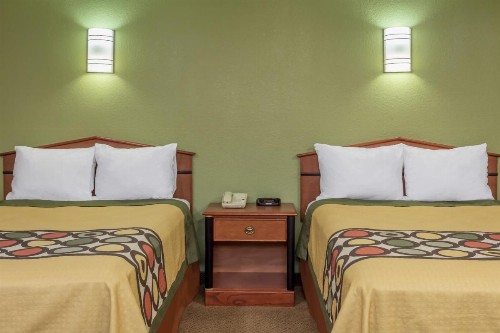 Knights Inn Waco South - image 11