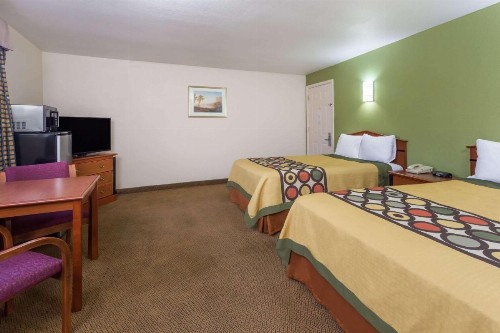 Knights Inn Waco South - image 4
