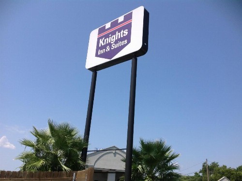Knights Inn Waco South - image 6