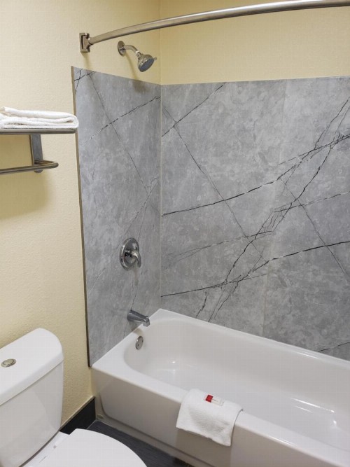 Days Inn by Wyndham Waco - image 22