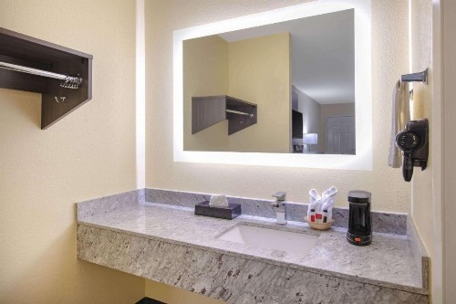 Days Inn by Wyndham Waco - image 50