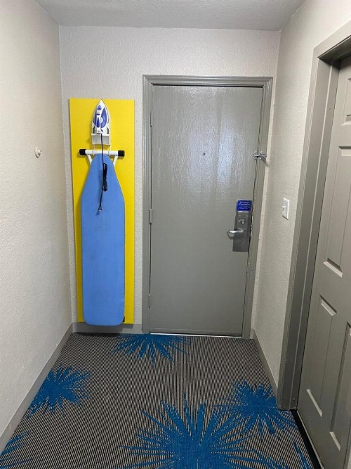 Motel 6-Waco TX - image 25