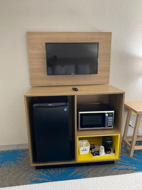 Motel 6-Waco TX - image 32