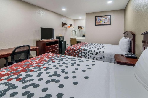 Rodeway Inn Waco North I-35 - image 20