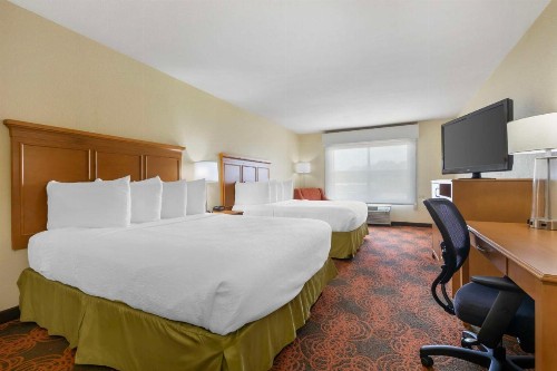 Best Western Plus Waco North - image 4
