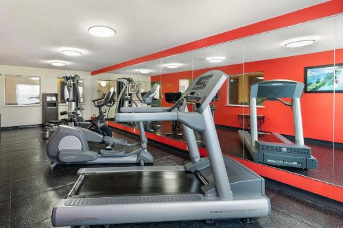 Best Western Plus Waco North - image 9