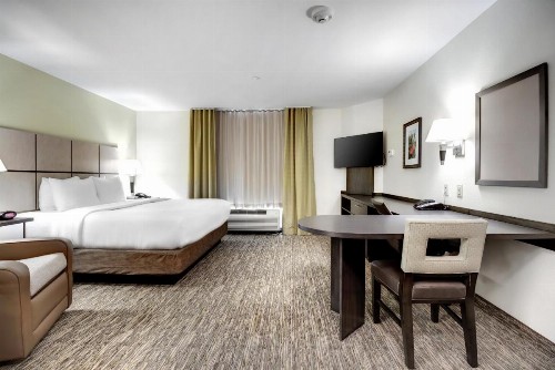 Candlewood Suites Waco an IHG Hotel - image 27