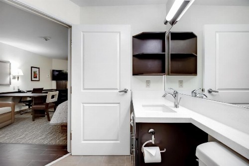 Candlewood Suites Waco an IHG Hotel - image 34