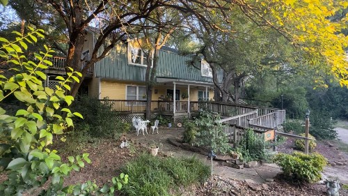 Bed and Breakfast on White Rock Creek - image 41
