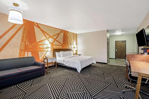 La Quinta by Wyndham Waco Baylor Downtown - image 19