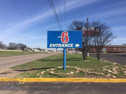 Motel 6-Waco TX - image 2