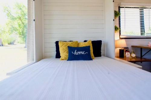 Elegant Container Tiny House Yellow & Blue - image 15