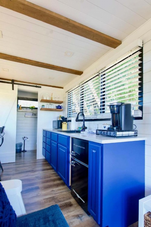Elegant Container Tiny House Yellow & Blue - image 5