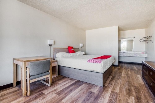 OYO Hotel Waco University Area I-35 - image 3