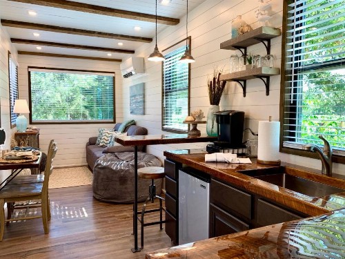 Container Tiny Home 12 min to Magnolia Silos and Baylor - image 29