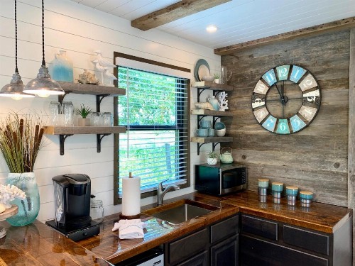 Container Tiny Home 12 min to Magnolia Silos and Baylor - image 31