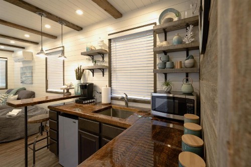 Container Tiny Home 12 min to Magnolia Silos and Baylor - image 33