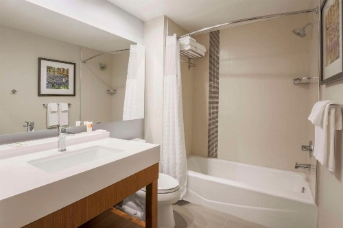 Hyatt Place Waco - South - image 3