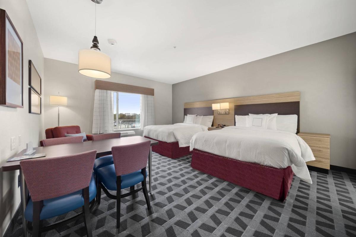 TownePlace Suites Waco Northeast - image 7