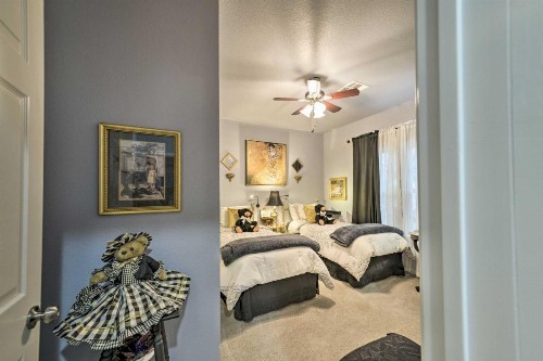 Cozy Bearadise Bungalow 2 Mi to Magnolia Market! - image 12