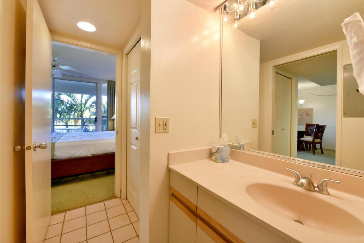 Maui Banyan Q204 Condo - image 4