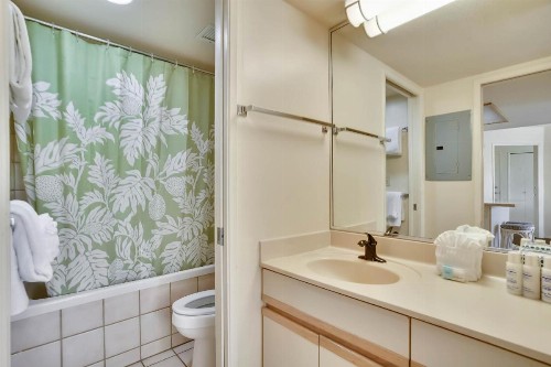 Maui Banyan Q203A & Q203B - image 6