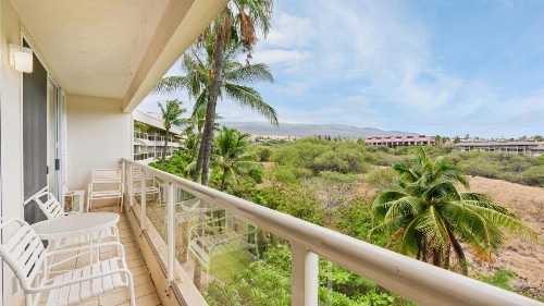 Castle Maui Banyan - image 50