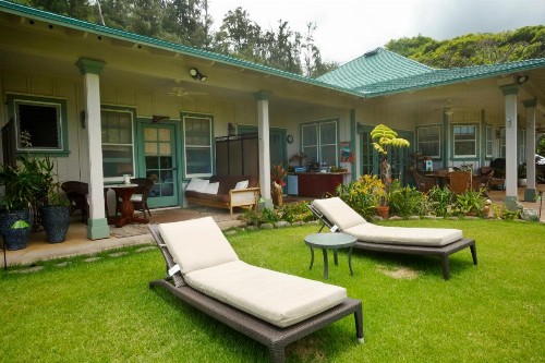 Iao Valley Inn - image 7