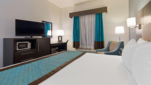 Best Western Waldo Inn & Suites - image 3