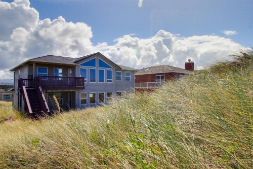 Beauty and the Beach - image 12