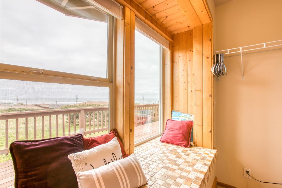 Scandia House in Bayshore Estates! - image 6