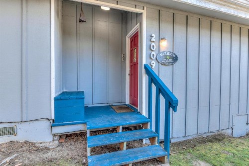 Cozy Cabin - image 42