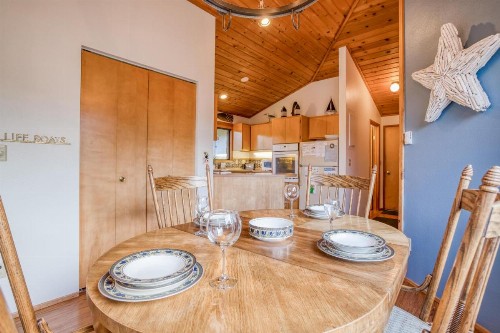 Cozy Cabin - image 48