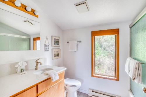 Cozy Cabin - image 5