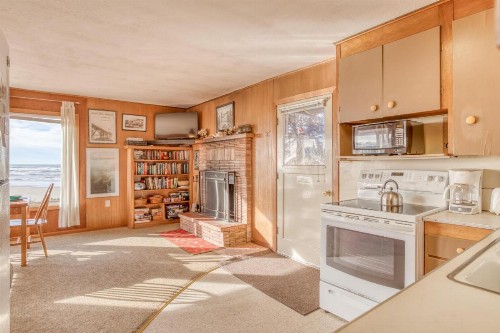 Ford House - image 7