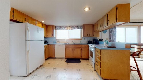 2 Bed 2 Bath Vacation home in Waldport - image 11