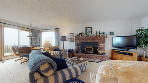 2 Bed 2 Bath Vacation home in Waldport - image 12