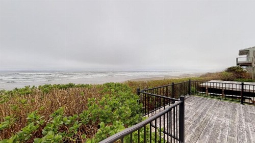2 Bed 2 Bath Vacation home in Waldport - image 7