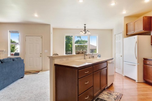 Scenic View Retreat - image 4