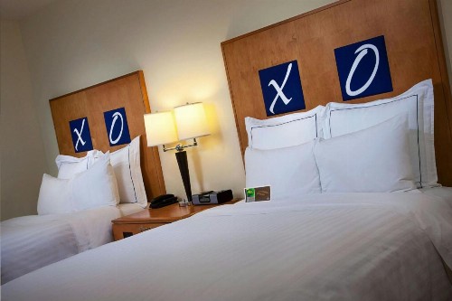 Renaissance Walnut Creek Hotel - image 2
