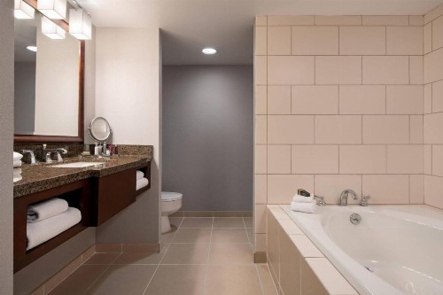 Walnut Creek Marriott - image 15