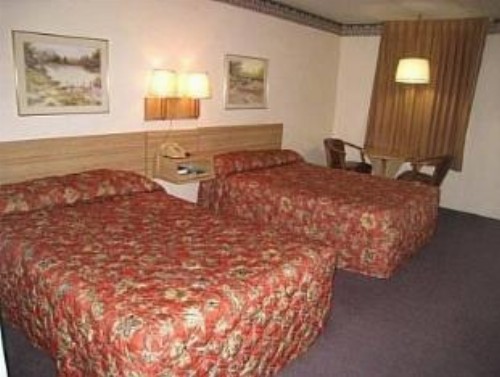 Motel 6-Walterboro SC
