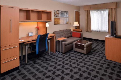 TownePlace Suites Detroit Warren - image 18